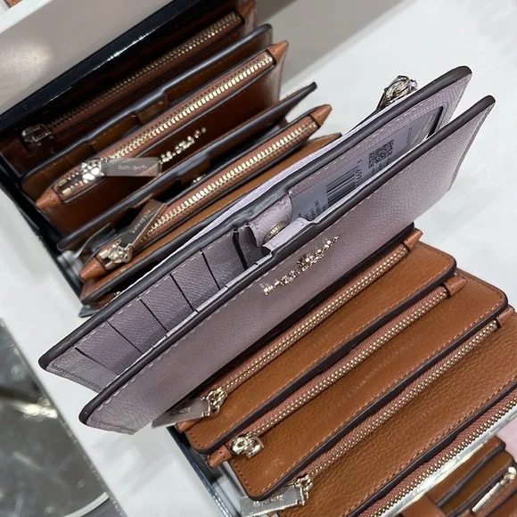 Kate Spade Darcy Large Slim Bifold Wallet
Lilac Moon - Picture 6 of 16